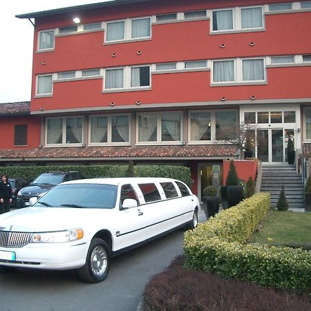 Hotel San Martino Boario Terme Εξωτερικό φωτογραφία