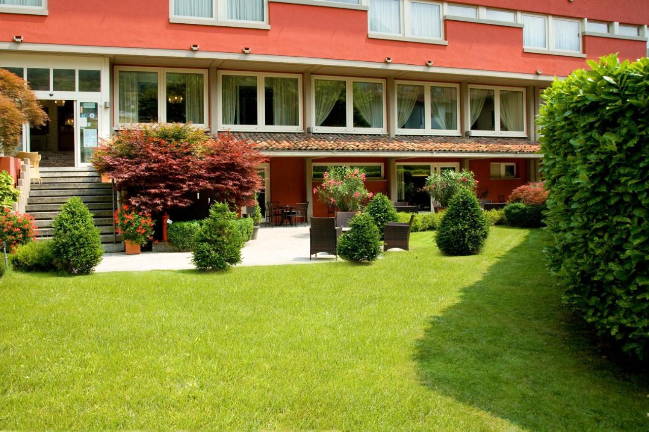 Hotel San Martino Boario Terme Εξωτερικό φωτογραφία