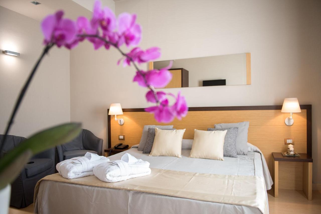 Hotel San Martino Boario Terme Εξωτερικό φωτογραφία